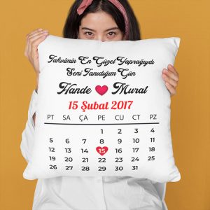 Yıl Dönümü Hediyesi Takvim Tasarımlı Yastık