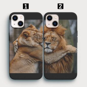 Aslan Resimleri ile Tasarlanmış İkili Telefon Kılıfı